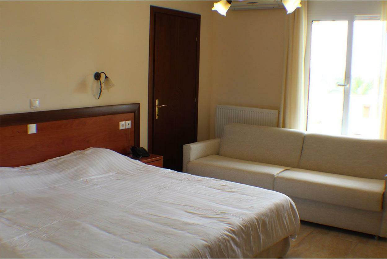 Kelyfos Hotel Неос-Мармарас Экстерьер фото